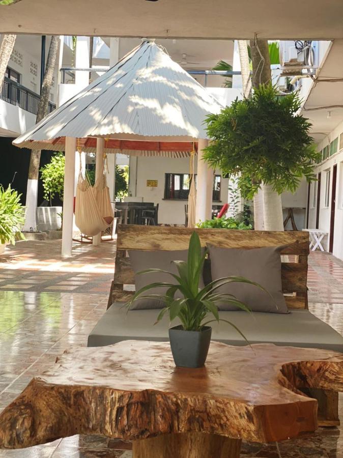 Hotel Zulan Толу Екстер'єр фото