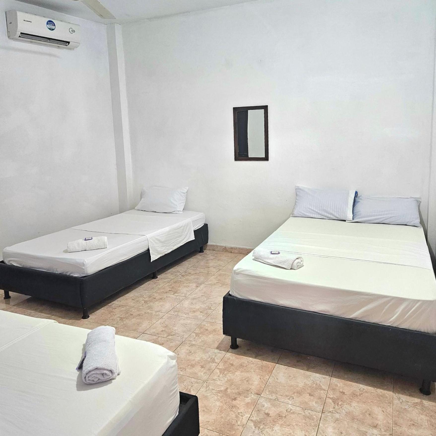 Hotel Zulan Толу Екстер'єр фото