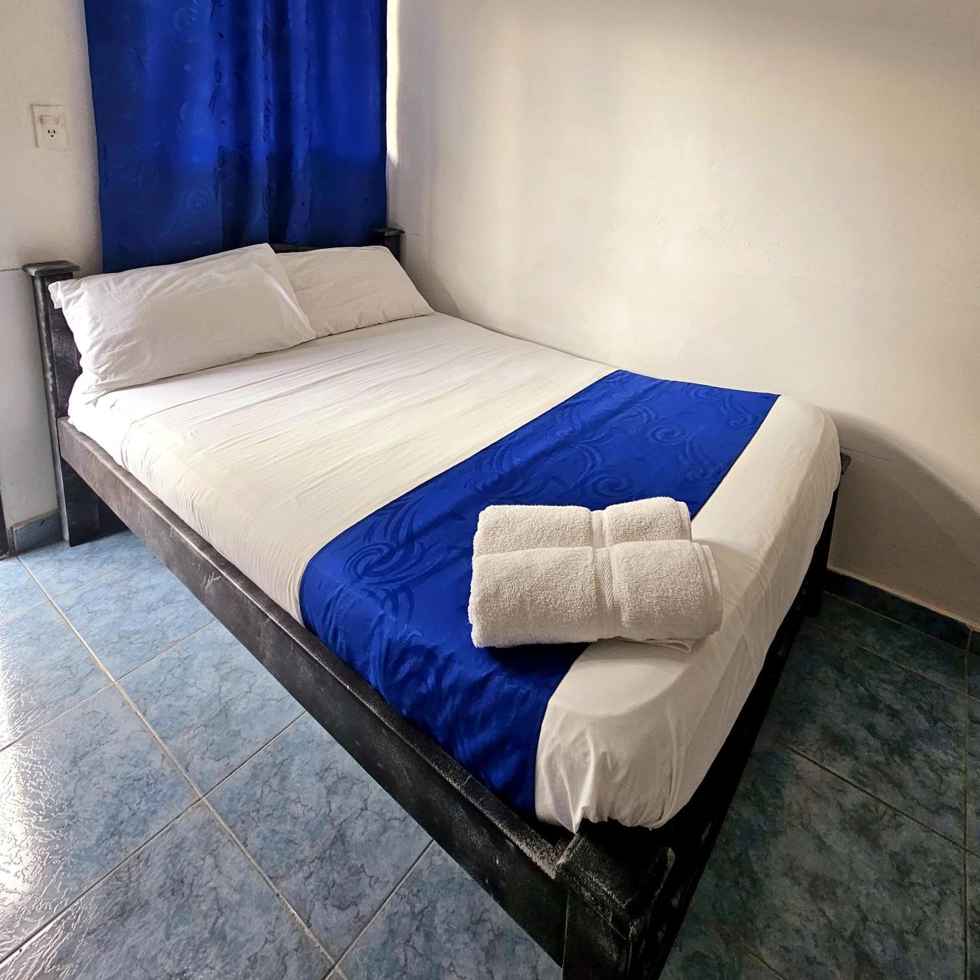 Hotel Zulan Толу Екстер'єр фото