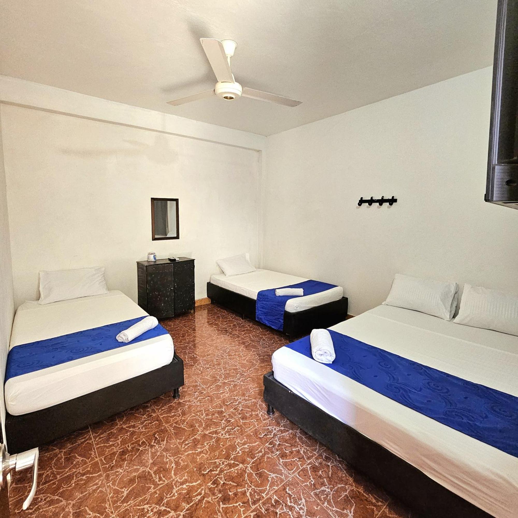 Hotel Zulan Толу Екстер'єр фото