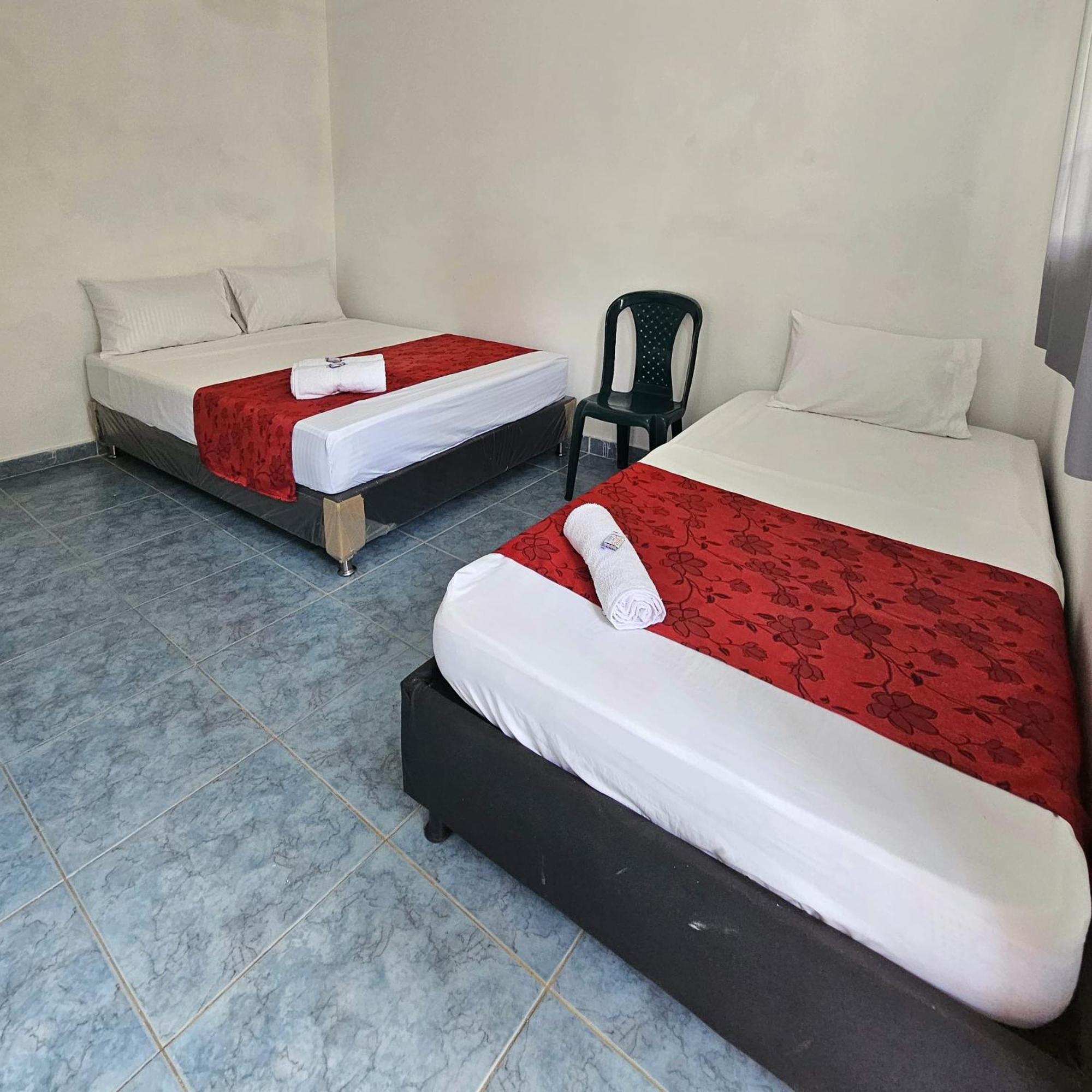 Hotel Zulan Толу Екстер'єр фото